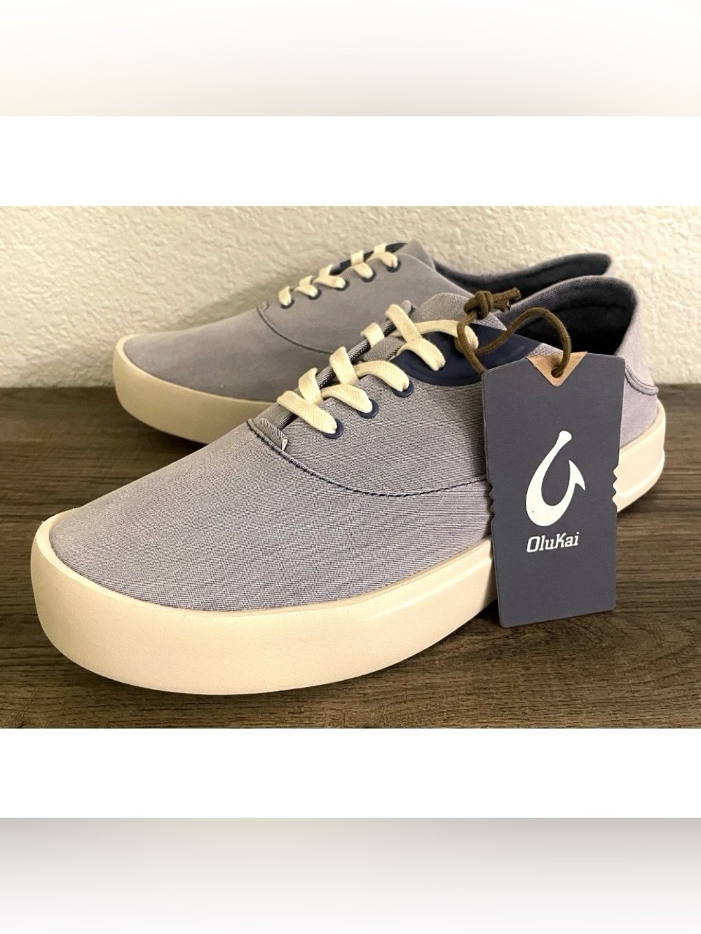 Olukai Tradewind Mens 10 Canvas Navy Denim Sneakers Hawaii Beach Comfort Shoes
